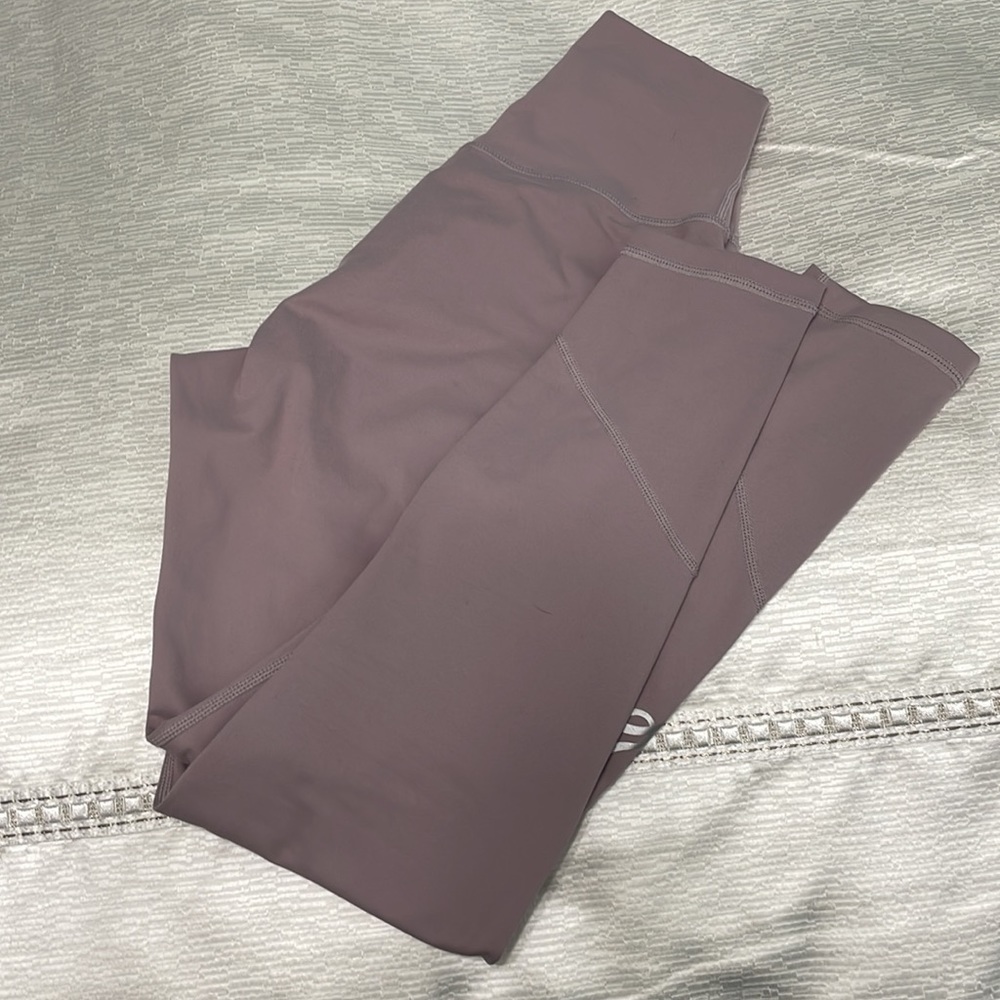 P’Tula Alainah leggings - Dusty purple color.